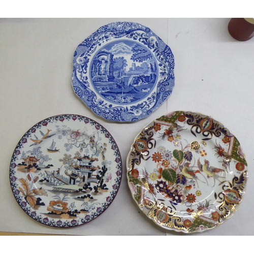 155 - 20thC ceramics: to include a late Victorian oval meat plate  21