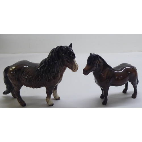 21 - Five Beswick pottery model horses and ponies: to include a 'Huntsman'  8.5