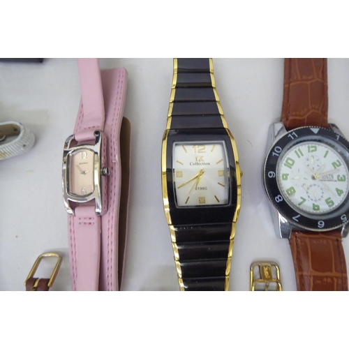 218 - A mixed lot: to include various wristwatches