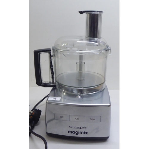 46 - A Magimix Cuisine 4200 System with accessories