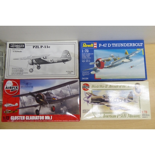 91 - 1/72 scale model kits: to include by Airfix, 'D-Day Air Assault'; and 'P-47D Thunderbolt' by Revell ... 