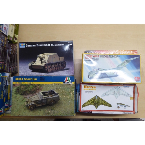 91 - 1/72 scale model kits: to include by Airfix, 'D-Day Air Assault'; and 'P-47D Thunderbolt' by Revell ... 