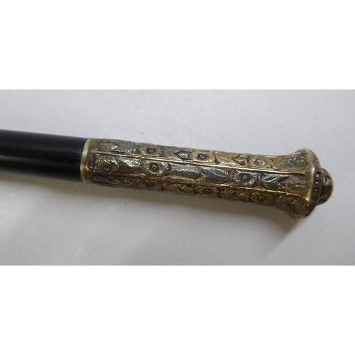 94 - A silver mounted ebonised two part choirmaster's conductor baton  London 1922  cased