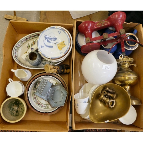 87 - A mixed lot: to include china and stoneware tableware, in mixed patterns