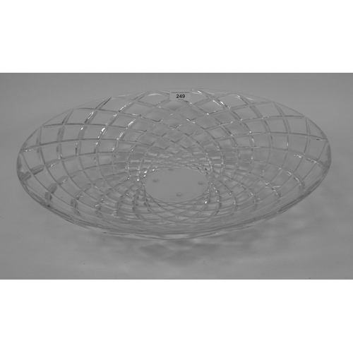 249 - A Tiffany & Co clear lead crystal table centrepiece with bevelled graduated, diamond formation  ... 