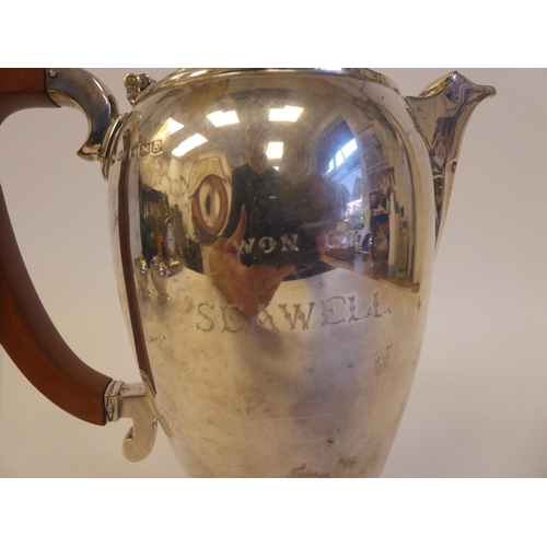 296 - A George VI four piece silver tea set, comprising a teapot, coffee pot, cream jug and sugar basin  M... 