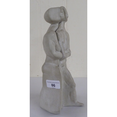 86 - Peter Wright - 'Interlocking Figures' a two-part pottery sculpture  10