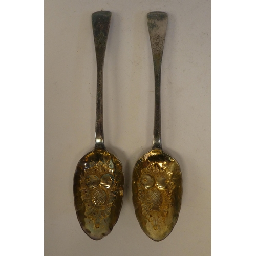 316 - A pair of Victorian silver Old English pattern berry spoons  London 1861  Henry Holland&nb... 