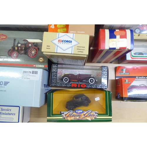 100 - Diecast model vehicles: to include examples by Corgi and Testors 