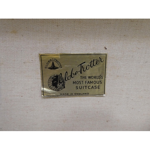 103 - Luggage: to include a Globetrotter pressed card vanity case  10