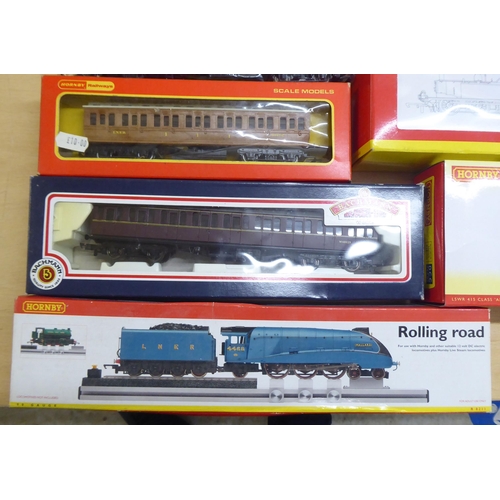 14 - 00 and H0 gauge model railway accessories: to include a LSWR 415 Class 'Adams Radial' 488 locomotive... 