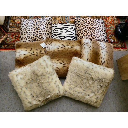 265 - Animal print themed scatter cushions