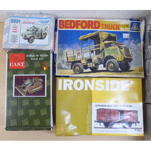 95 - 1/35 scale model kits: to include by Accurate Armour, a 'K42L BT7-M1937 Tank';  and a 'Bedford ... 