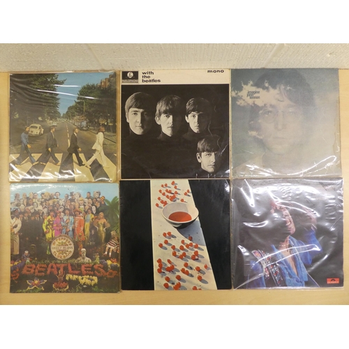 20 - Vinyl albums and 45rpm singles, mainly rock 'n' pop: to include 'The Beatles' 'Billy Joel' 'Jimi Hen... 