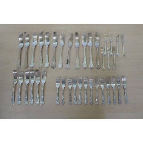 210 - Variously patterned EPNS cutlery and flatware 