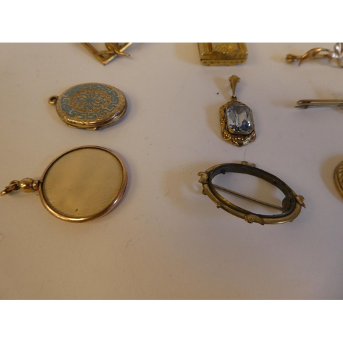 224 - Yellow metal items of personal ornament  mixed marks 