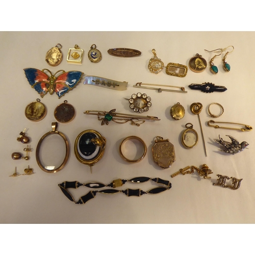 225 - Yellow metal items of personal ornament  mixed marks 