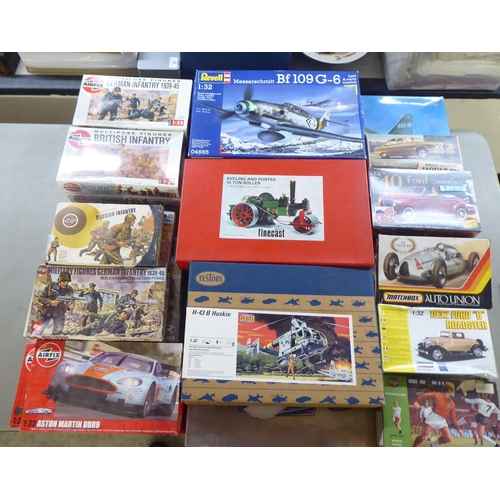 227 - 1/32 scale model kits: to include by Tamiya, a 'Zero Fighter (Zeke)'; and a 'H-43 B Huskie' by Testo... 