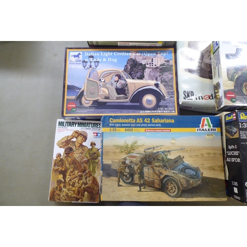 252 - 1/35 scale model kits: to include by Mirror Models Ltd, a 'CMP Mk.I Otter Recce Car'; and an 'SpPz 2... 