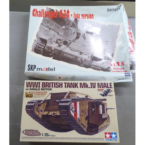 252 - 1/35 scale model kits: to include by Mirror Models Ltd, a 'CMP Mk.I Otter Recce Car'; and an 'SpPz 2... 