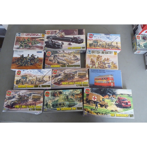 293 - 1/76 scale model kits: to include by Revell, an 'M16 Halftrack'; and a 'European Church' by Airfix&n... 