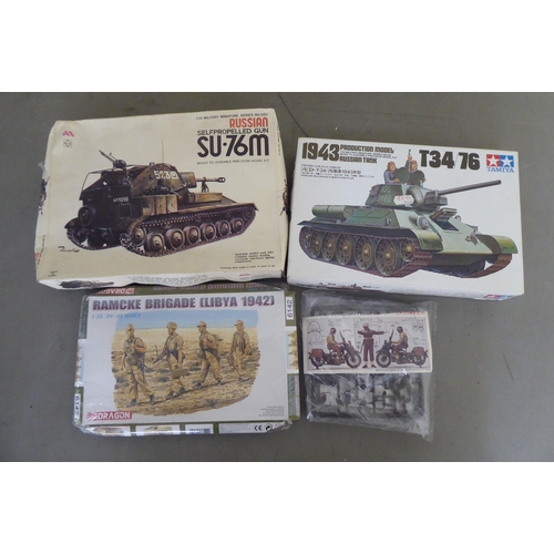 302 - 1/35 scale model kits and terrain: to include by Tamiya, a 'Russian Tank Destroyer SU-122'; and a 'F... 