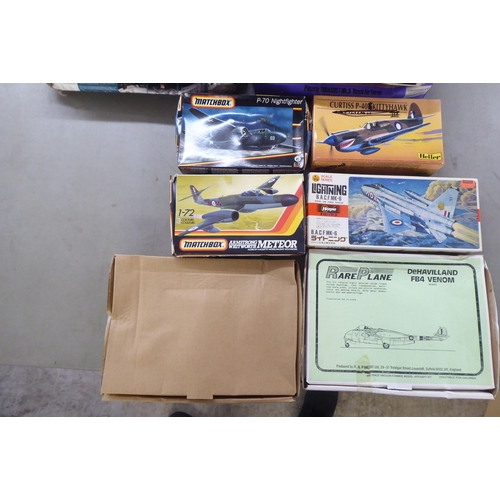 306 - 1/72 scale model kits: to include by Revell, a 'British Vosper MTB'; and a 'Harrier GB7' by Airfix&n... 