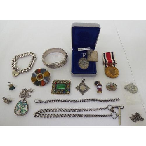 380 - Mainly silver and other items of personal ornament: to include a chunky bracelet, on a heart shape c... 