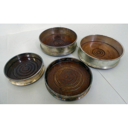 401 - Silver and silver plated collectables: to include a quache, a powder compact and a bottle coaster&nb... 