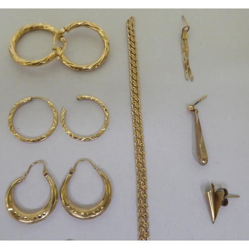 407 - 9ct gold and yellow metal scrap, mainly earrings 