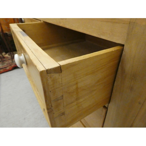 408 - A late Victorian pine dressing chest with two short/two long drawers, raised on turned legs  30... 