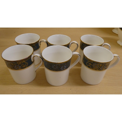 50 - Royal Doulton fine bone china Carlyle pattern tea/coffee ware 