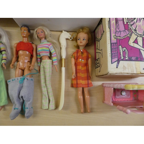 9 - Post 1950s soft toys, dolls and contemporary collectables