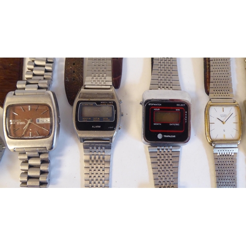 139 - Variously cased and strapped wristwatches 