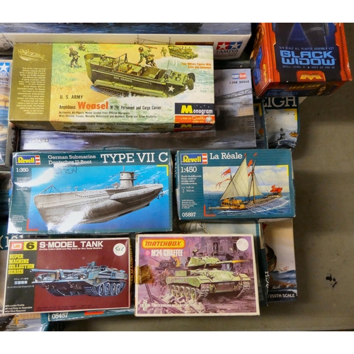 200 - Model kits of various scales: to include by Matchbox, a 'PK-901 Flower Class Corvette'; and 'The Mis... 