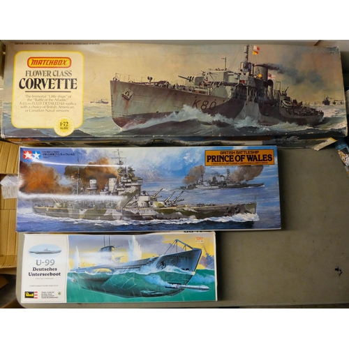 200 - Model kits of various scales: to include by Matchbox, a 'PK-901 Flower Class Corvette'; and 'The Mis... 
