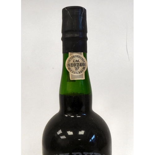 46 - A bottle of 1984 Cockburn's Port  boxed