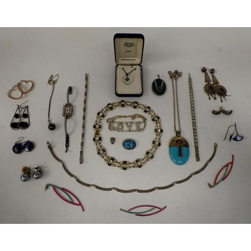 71 - Costume jewellery: to include silver and other elaborate faux diamond set and coloured stone necklac... 