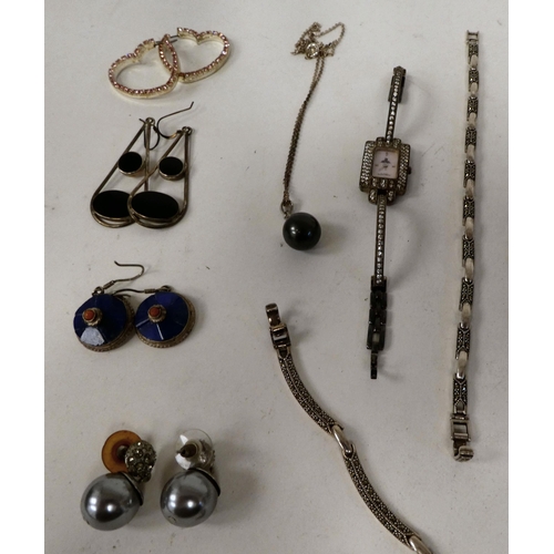 71 - Costume jewellery: to include silver and other elaborate faux diamond set and coloured stone necklac... 