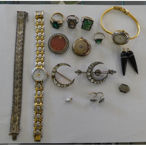 113 - Items of personal ornament: to include two crescent shaped brooches 