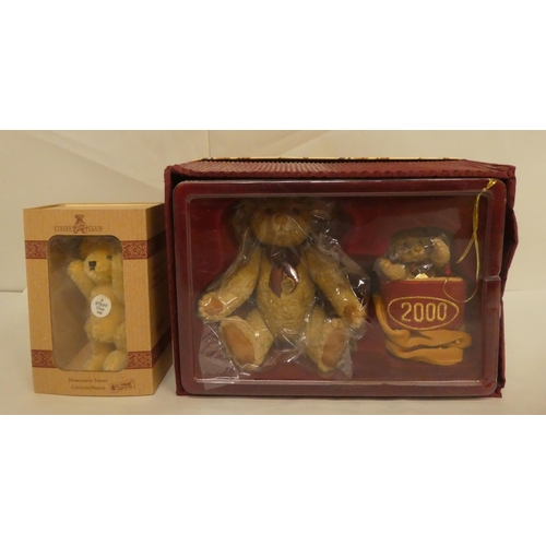 109 - Steiff collector's bears: to include 'Winnie the Pooh'  5