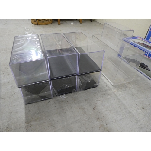 145 - Clear plastic model display cases, various sizes: to include examples by Master Tools and Academy Mi... 