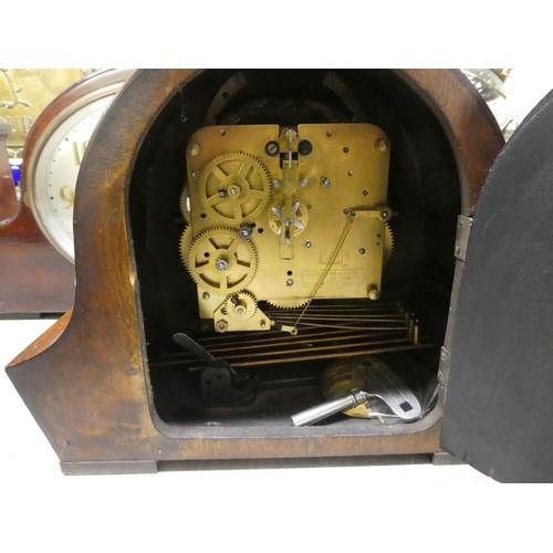 148 - Early 20thC and later non-functional, variously cased mantel clocks for spares and repair components... 