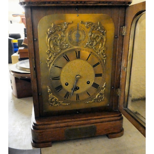 153 - Early 20thC and later non-functional, variously cased mantel clocks for spares and repair components... 