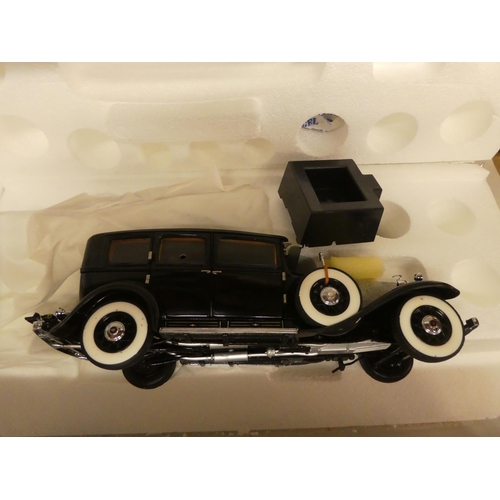 171 - Five Franklin Mint diecast model vehicles: to include a '1942 Indian 442 Motorcycle'; and a 'Red 193... 