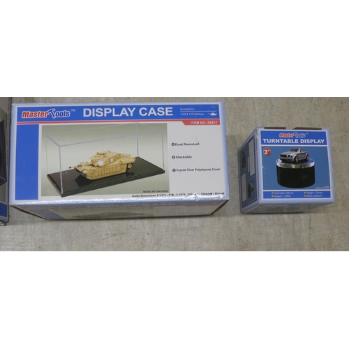 190 - Clear plastic (empty) model display cases, mostly 1/24 scale by Imex