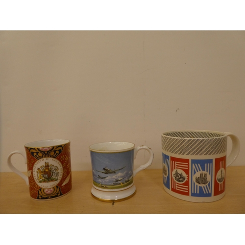 228 - Commemorative china: to include 'The Wedgwood China London Mug'  4