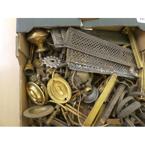 284 - Miscellaneous brass curtain rings  various sizes 