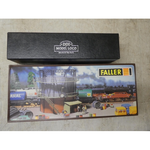 6 - 00 and H0 gauge model railway accessories: to include a GWR 1361 Saddle Tank Kit by Keyser Model Kit... 