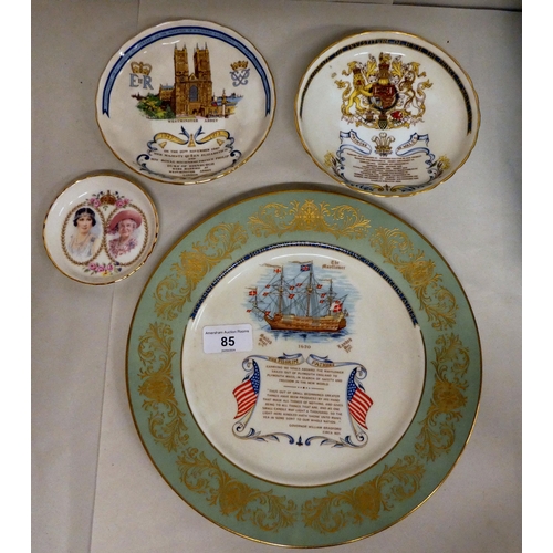 85 - Royal Commemorative china: to include a Coalport Westminster Abbey cup and cover  6